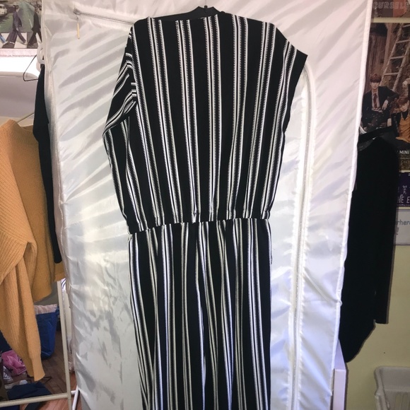 Striped jumpsuit - Picture 3 of 3